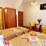 Aparthotel Adler
