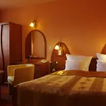 Aparthotel Adler 3*