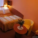 Adler Aparthotel 3*