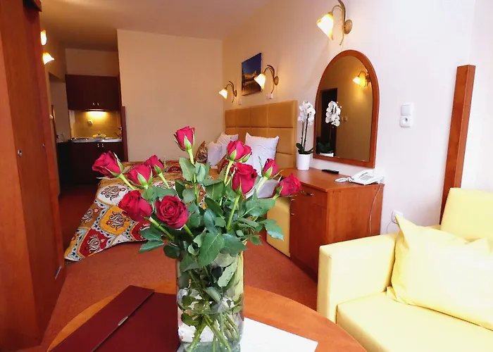 Adler Apartmanhotel 4*